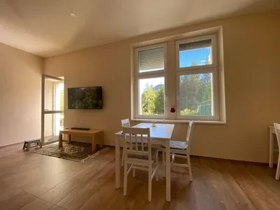 1-Zimmer-Wohnung mieten in Neunkirchen – 35 m², € 580 – Bild 4 von 17