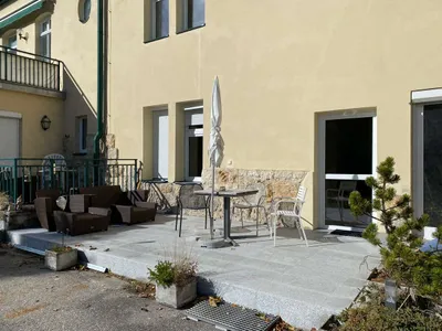 1-Zimmer-Wohnung mieten in Neunkirchen – 35 m², € 580 – Bild 6 von 17