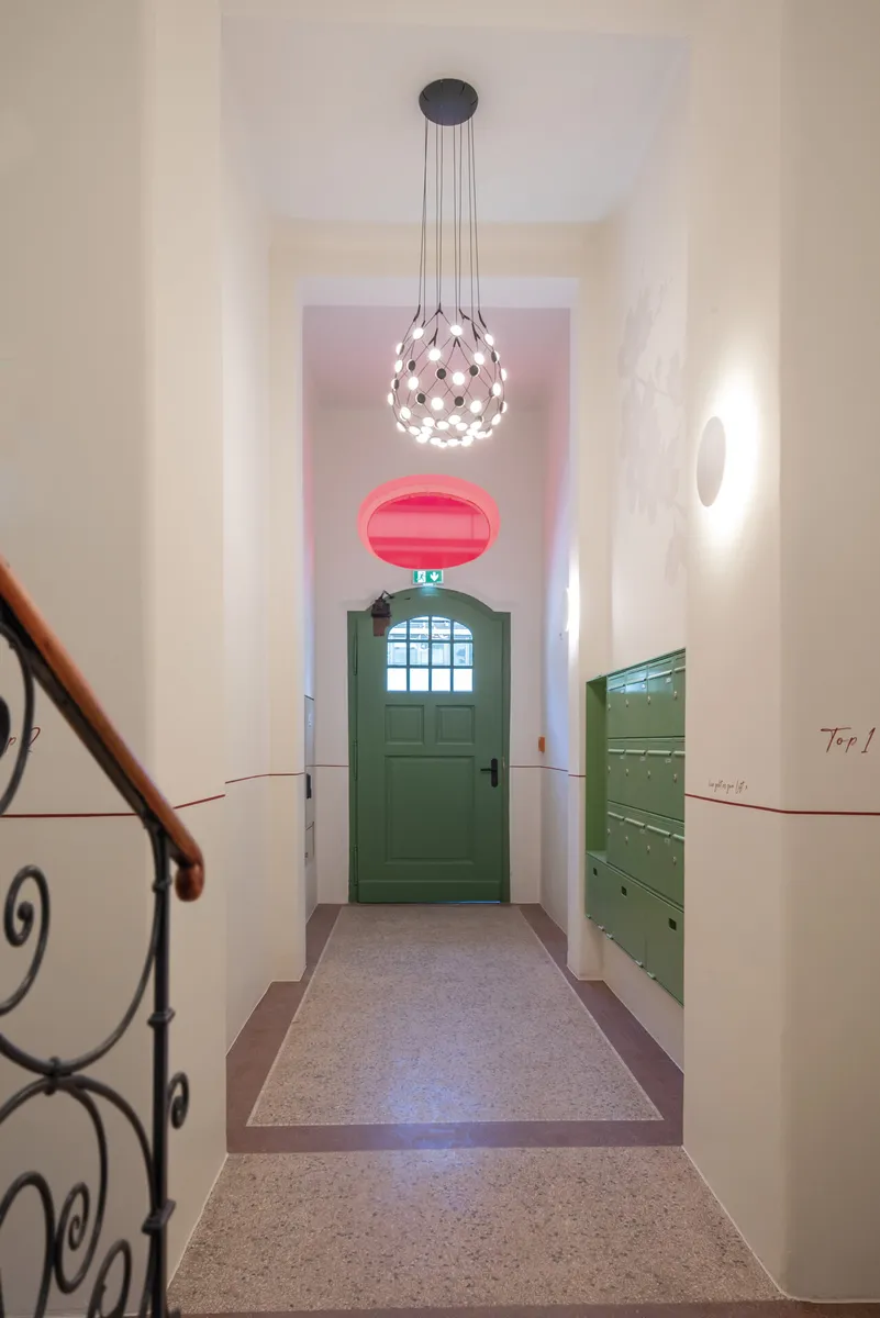 Verkaufsstart MAX19 - Repräsentatives Office mit Terrasse im Innenhof - Ansicht 2