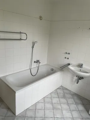 4-Zimmer-Wohnung mieten in Gmunden – 94 m², € 1.350 – Bild 13 von 15