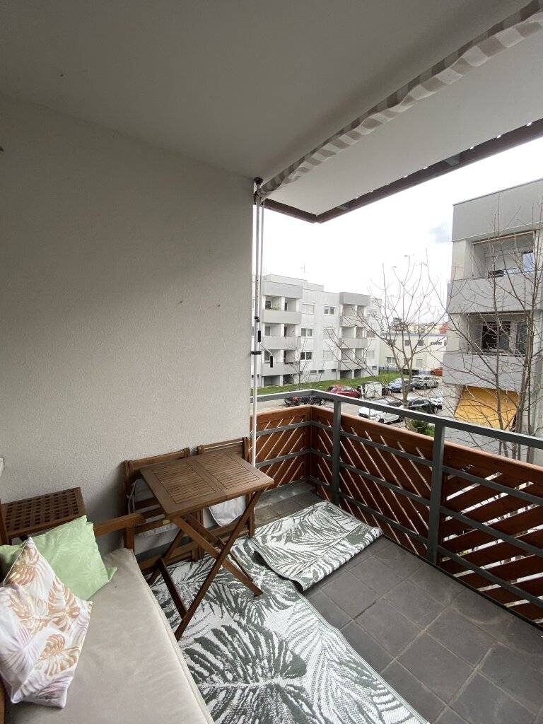 Moderne 4-Zimmer-Neubauwohnung mit Loggia/Balkon & Garagenstellplatz - View 2