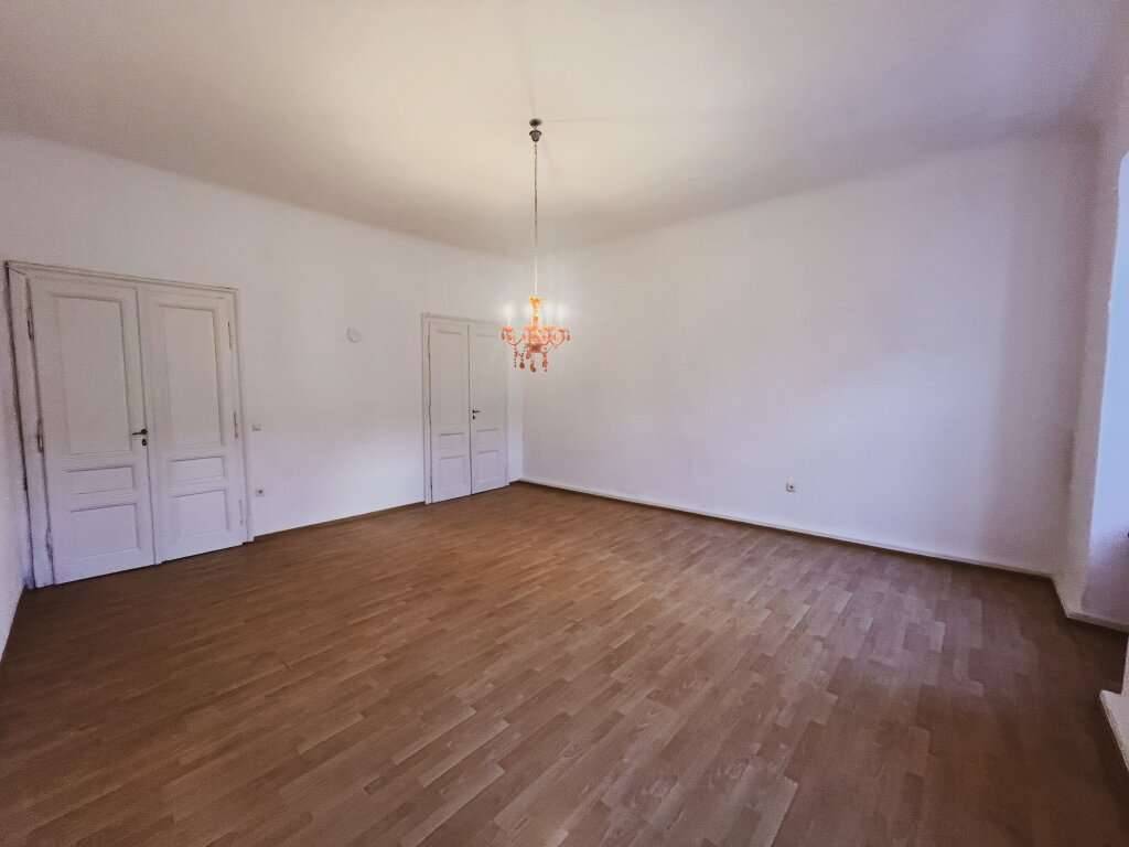 Großzügige 3-Zimmer Wohnung mit Balkon in St. Leonhard, Graz - Ansicht 2