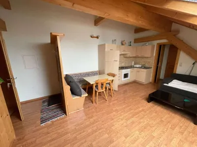2-Zimmer-Wohnung mieten in Mistelbach – 48 m², € 680 – Bild 1 von 16