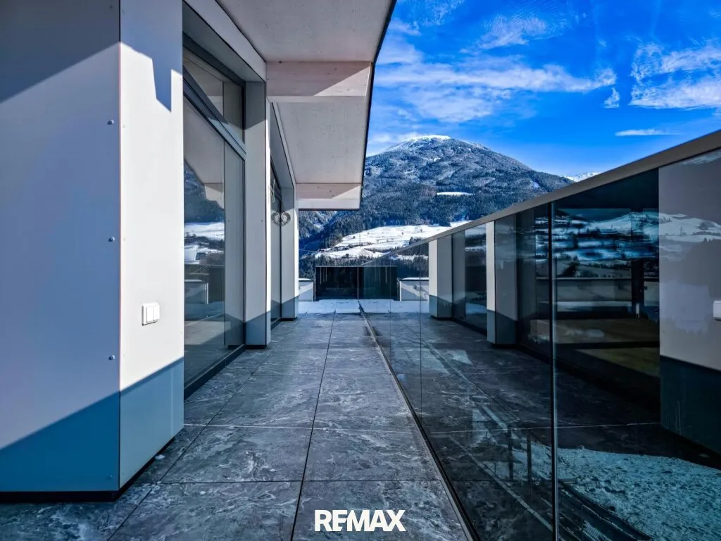 Erstbezug: 360°-Bergpanorama auf ca. 136 m² Dachterrasse - Wohnen auf höchstem Niveau im Penthouse der Superlative - Ansicht 3