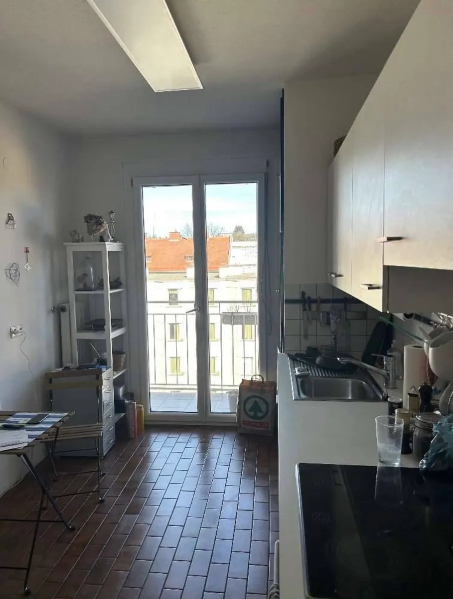 Helle Wohnung in Top Lage - Widok 3