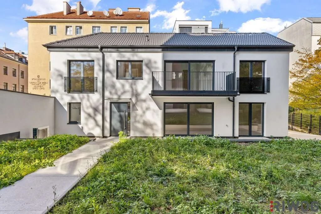 SANIERTES HAUS + 140m² SÜD-GARTEN | 5 MIN vom BHF MEIDLING (U6/S-Bahn) | LUFTWÄRMEPUMPE | RUHELAGE | NUTZUNGSRECHT 250m² Grünfläche - Ansicht 2
