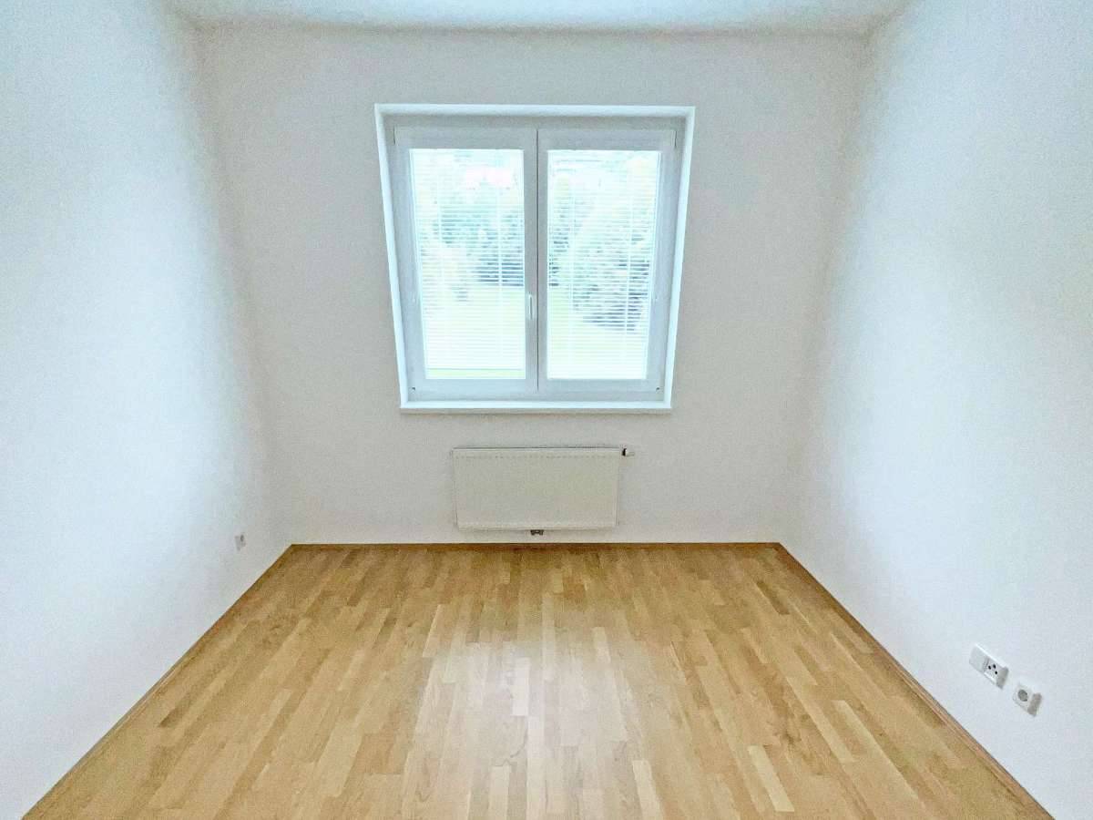 Maisonettewohnung 3 Zimmer + Balkon & Garage - Wohnzuschuss möglich – pohled 3