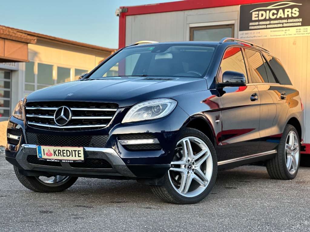 Mercedes-Benz M-Klasse ML 350 BlueTEC 4MATIC Aut. DPF SUV / Geländewagen