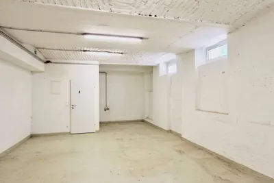 3-Zimmer-Gewerbeimmobilie mieten in Wien – 240 m², € 2.250 – Bild 8 von 13
