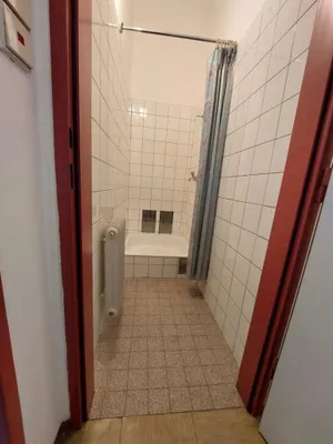 1-Zimmer-Gewerbeimmobilie mieten in Gmünd – 46 m², € 267 – Bild 6 von 8