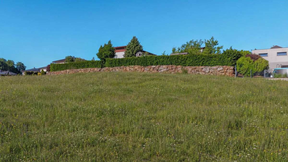 Seltene Gelegenheit in Bestlage - Baugrundstück mit Weitblick - Ansicht 3