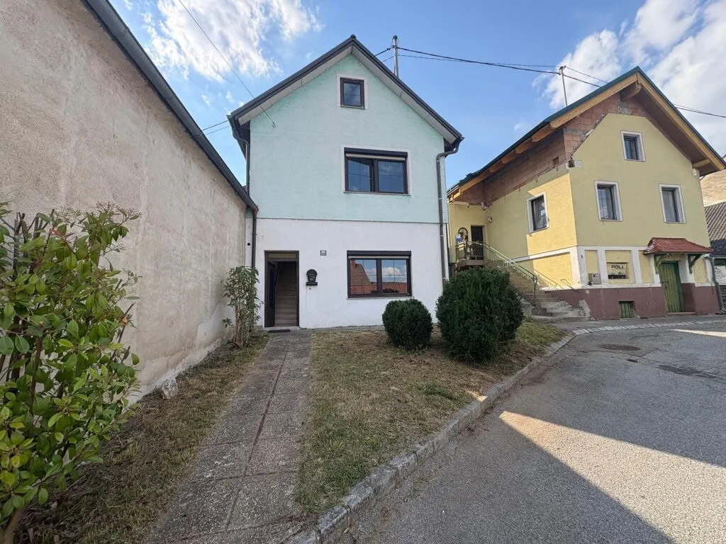Viel Platz für Familie, Hobby und Genuss - Wohnhaus mit Stadl & Weinkeller - Ansicht 3