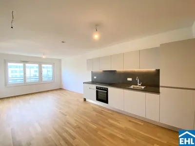 Wunderschöne 2 Zimmerwohnung mit Freifläche – Bild 2