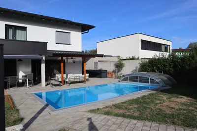 5-Zimmer-Haus kaufen in Vöcklabruck – 184 m², € 849.000