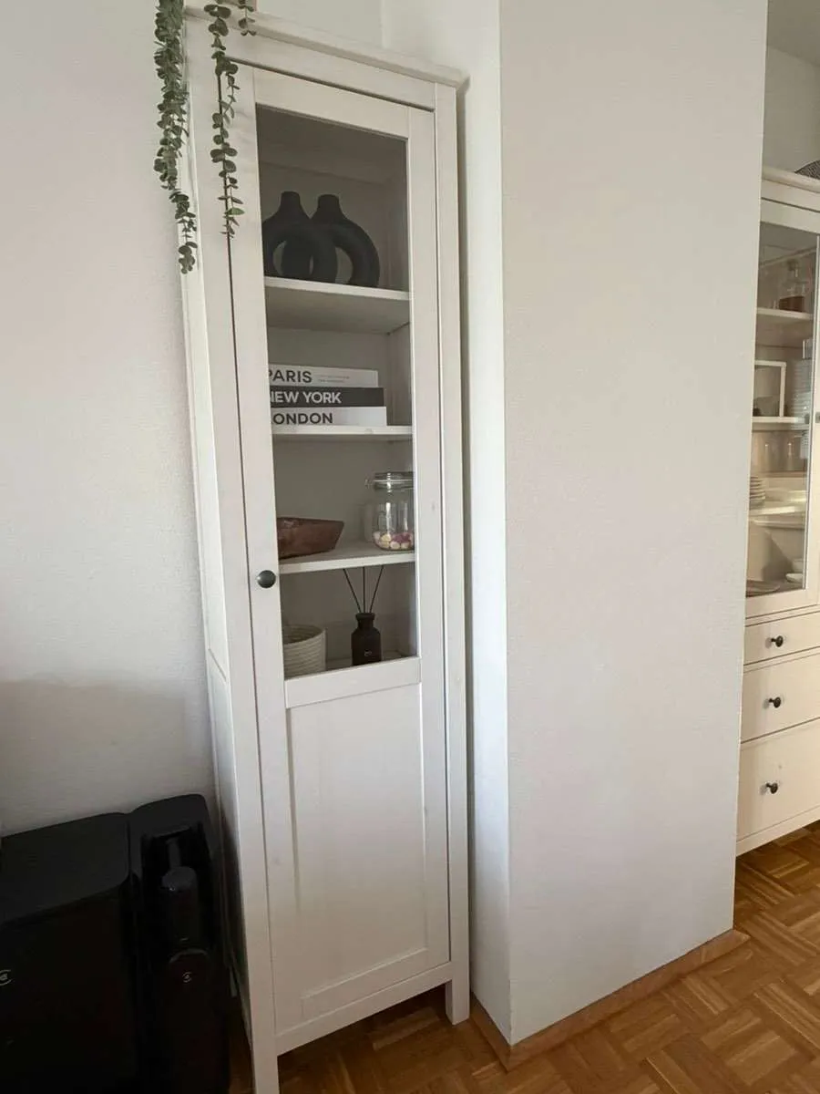 Ikea Hemnes Vitrine, € 125,- (4813 Altmünster)