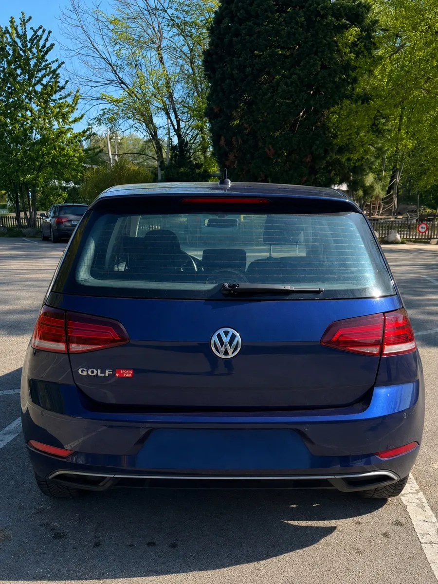 VW Golf