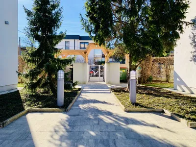 6-Zimmer-Wohnung mieten in Wien – 237,95 m², € 3.880 – Bild 38 von 40