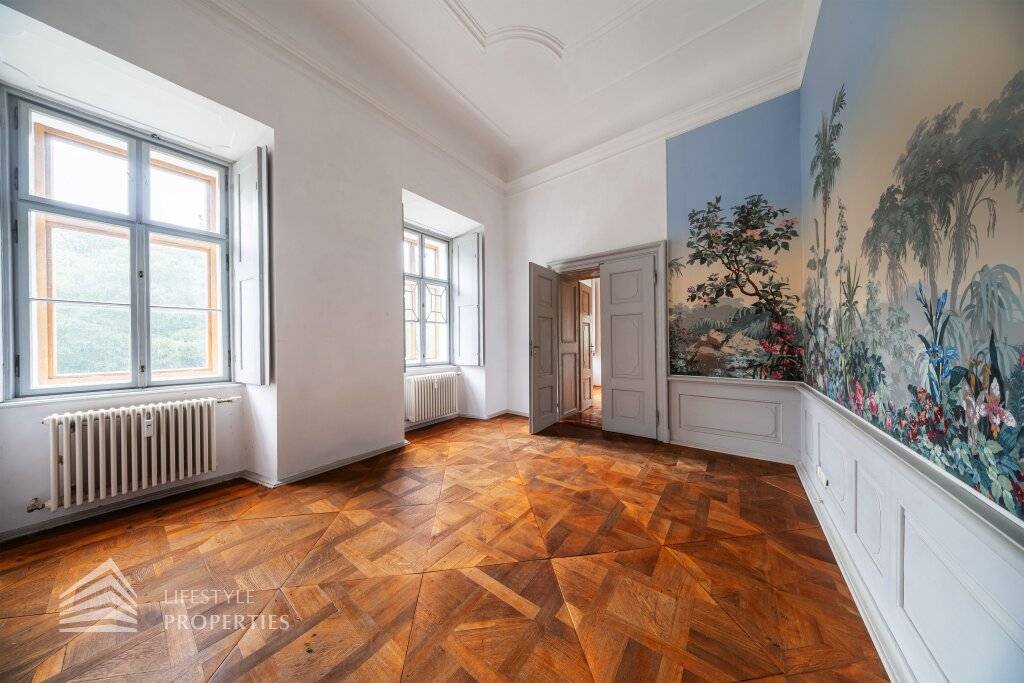 Wohnen im Schloss! 4-Zimmer Wohnung in Ebergassing - Ansicht 2