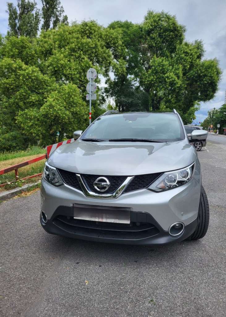 Nissan Qashqai 1,6 dCi N-Vision Aut. Moonroof Panorama-Glasdach SUV / Geländewagen