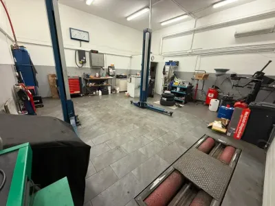 4-Zimmer-Gewerbeimmobilie mieten in Wiener Neustadt Land – 100 m², € 1.333 – Bild 2 von 11