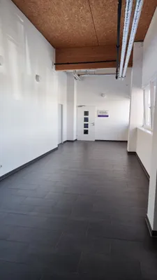 Gewerbeimmobilie mieten in Neunkirchen – 67 m², € 800 – Bild 2 von 7