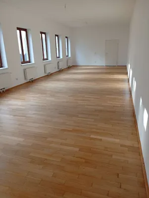 6-Zimmer-Gewerbeimmobilie mieten in Wien – 150 m²
