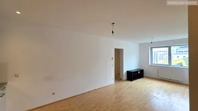 Hofseitige, ruhige Neubauwohnung - 6. OG! – Bild 3