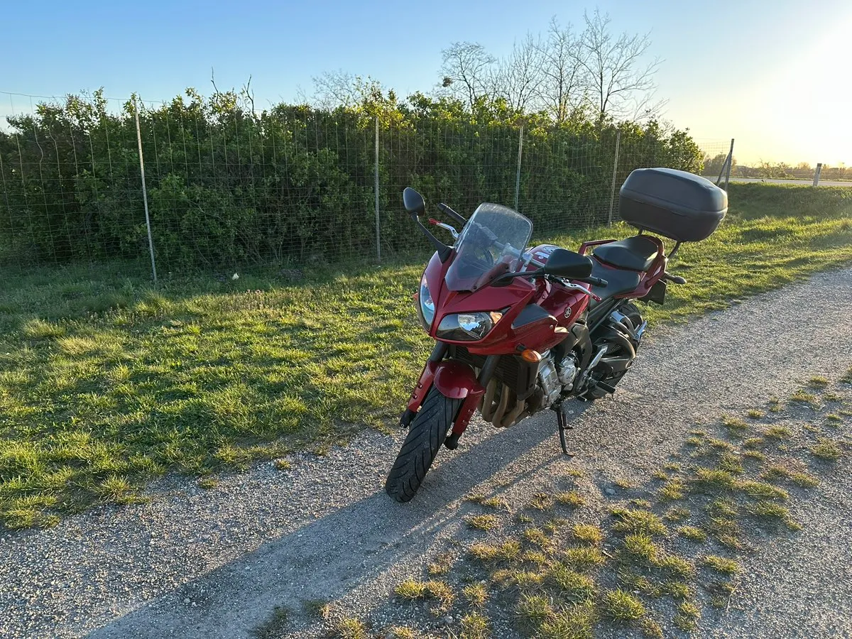 Yamaha FZ 1