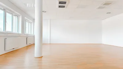 2-Zimmer-Gewerbeimmobilie mieten in Vöcklabruck – 80 m², € 1.311 – Bild 2 von 12