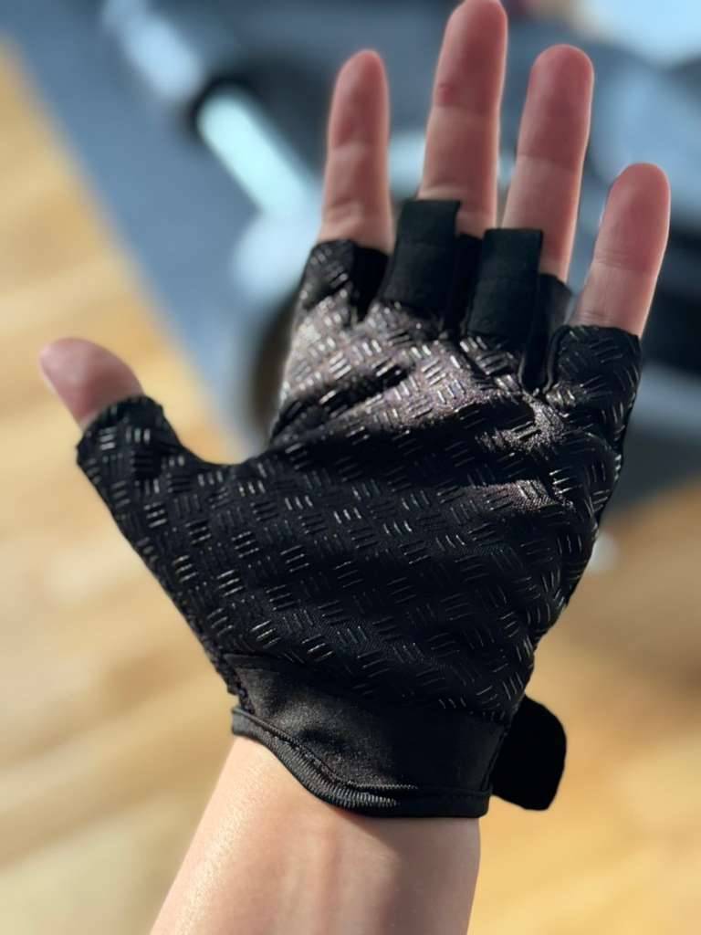 NEU Handschuhe Unisex Radfahren Gym Fitness Fitnesshandschuhe  Schweiabsorption Atmungsaktiv Rutschfest Training Handflchenschutz  Trainingshandschuhe Crossfit Bodybuilding,  6,- (4020 Linz) - willhaben