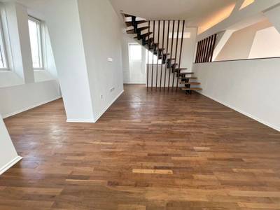 Hier bleiben keine Wünsche offen - Exklusive Maisonette mit 44m² Terrasse nahe Naschmarkt zu mieten! – Bild 2