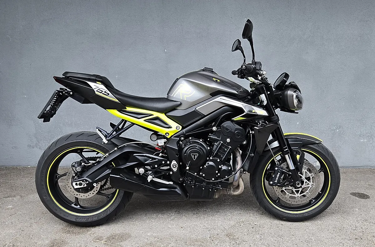 Triumph Street Triple
