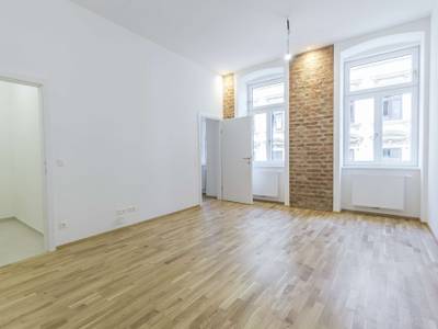 Zwei Zimmerwohnung mit abgetrennter Küche nahe Schloss Schönbrunn
