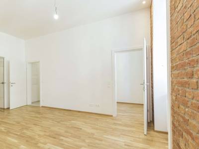 Zwei Zimmerwohnung mit abgetrennter Küche nahe Schloss Schönbrunn – Bild 2