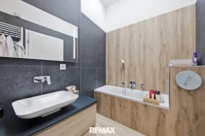 4-Zimmer-Haus kaufen in Hollabrunn – 150 m², € 498.000 – Bild 12 von 29