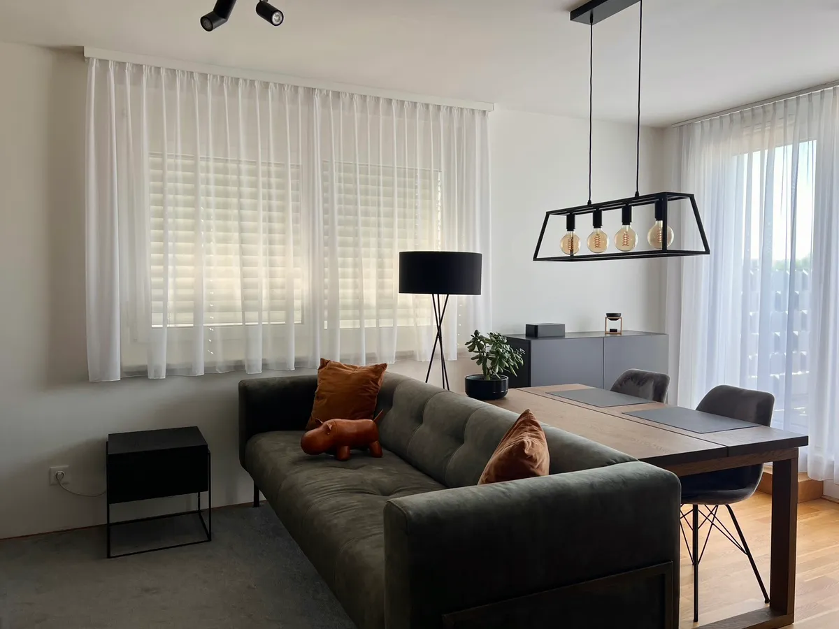 Moderne Dachgeschosswohnung mit großer Terrasse & traumhaftem Ausblick - vollmöbliert und sofort zum Wohlfühlen - Ansicht 2