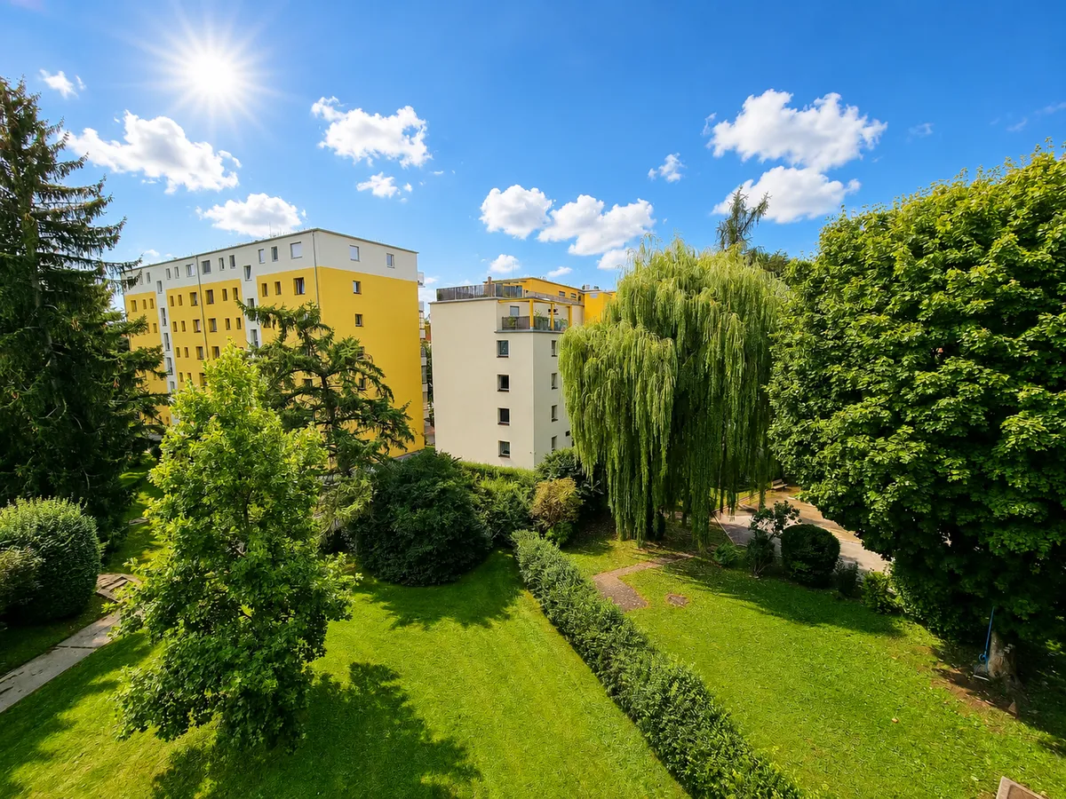 Freundliche 3-Zimmerwohnung mit Balkon und Wohnküche in Ruhelage - Geidorf/ Carnerigasse - Ansicht 2