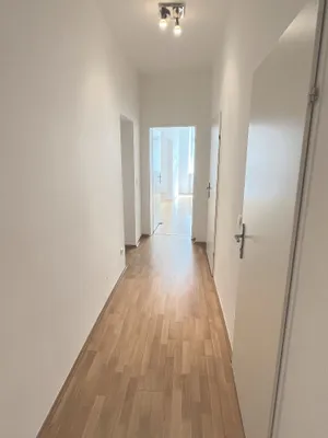 Charmante 2 Raum Altbauwohnung nächst Reumannplatz – Bild 2