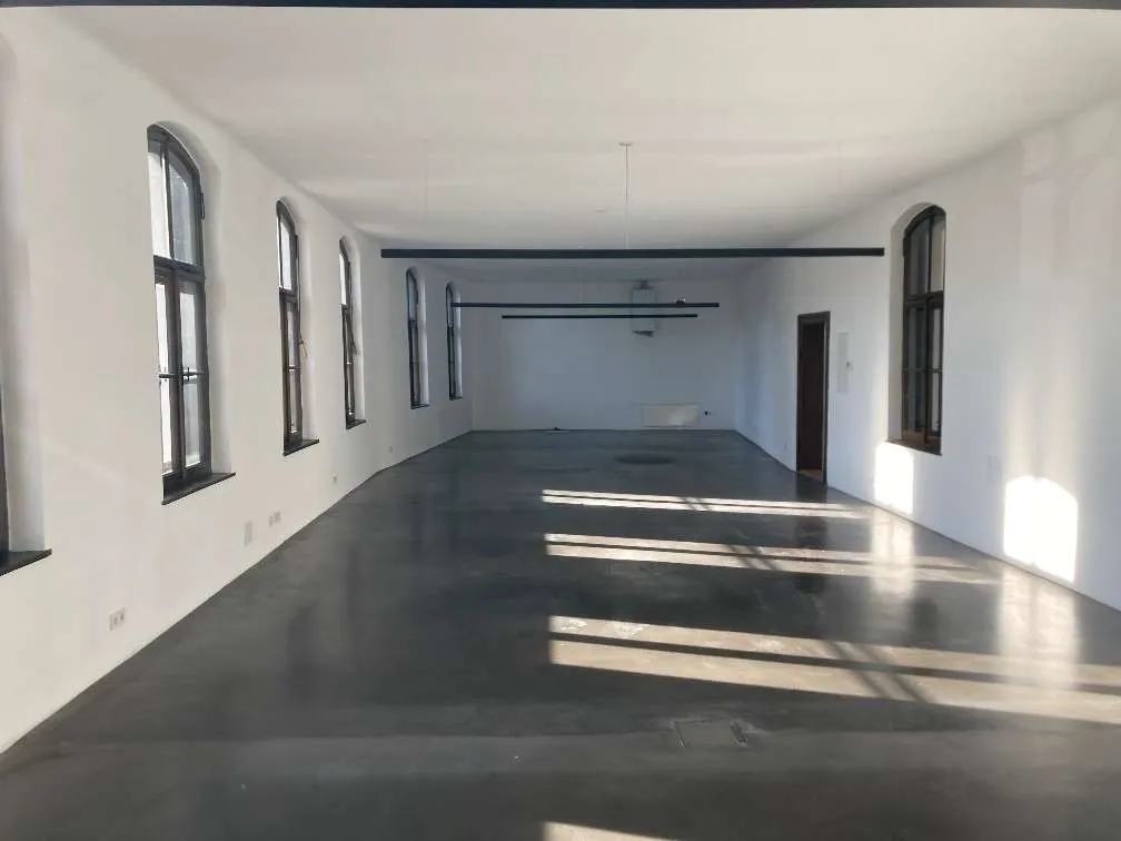 Heller, offener Saal in der Innenstadt- flexibel nutzbar (Büro | Atelier | Studio) – pohled 2