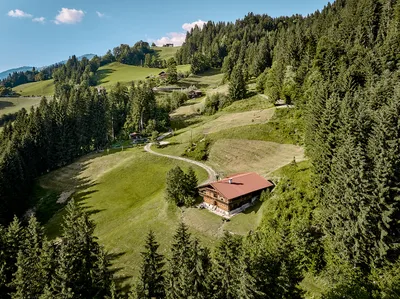5-Zimmer-Wohnung kaufen in Kitzbühel – 267 m², € 1.890.000 – Bild 5 von 5