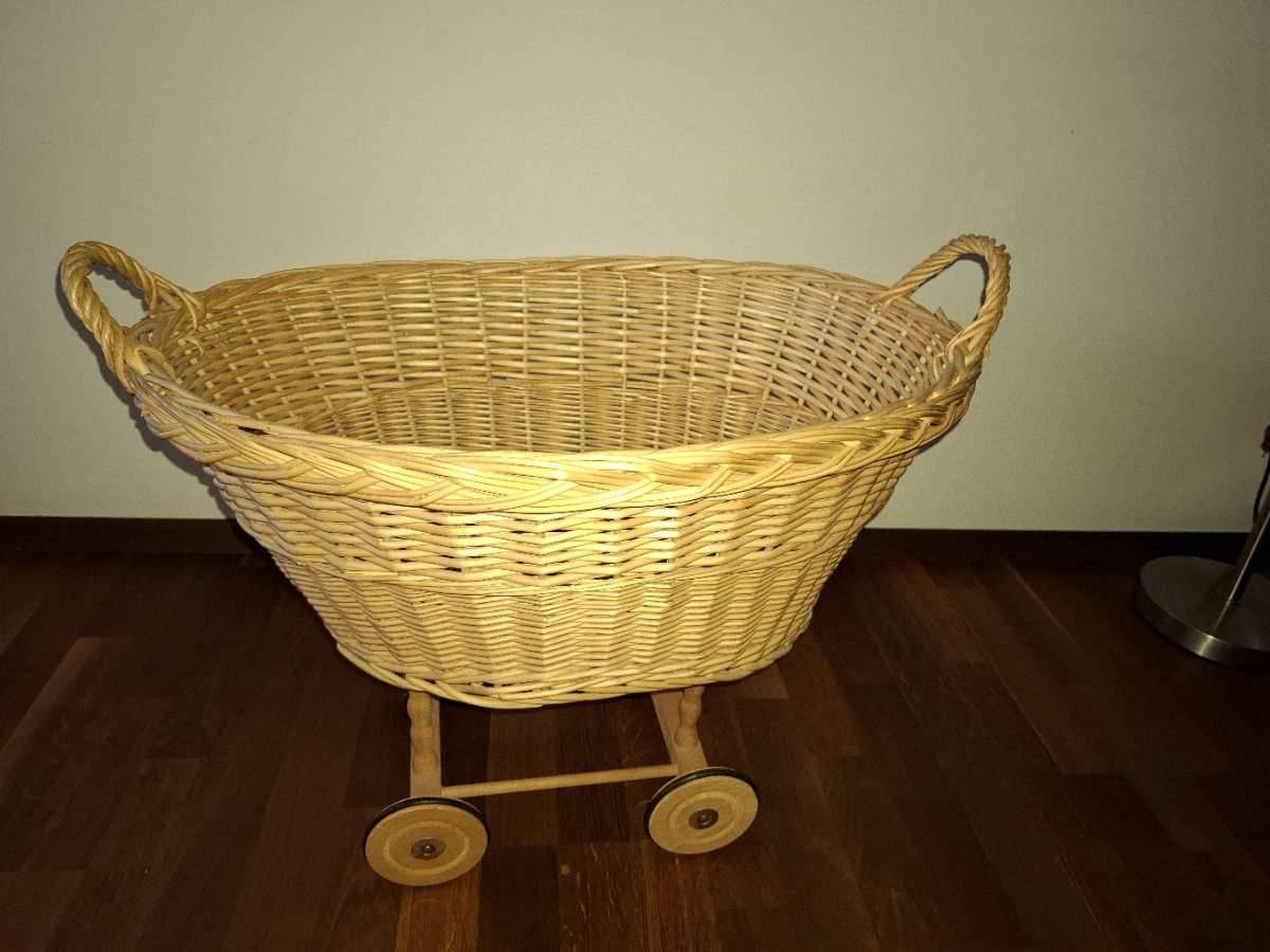 Puppenwagen Korb,  10,- (2560 Berndorf) - willhaben