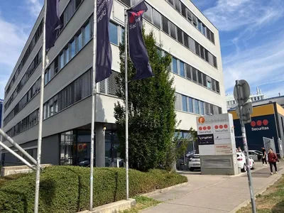Gewerbeimmobilie mieten in Wien – 232 m², € 15 – Bild 1 von 2