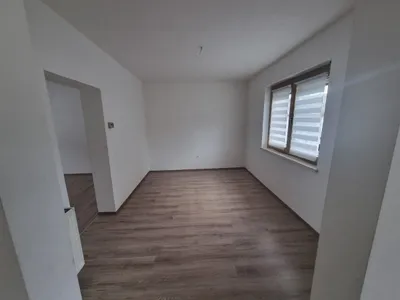 6-Zimmer-Haus mieten in Voitsberg – 114 m², € 900 – Bild 2 von 12