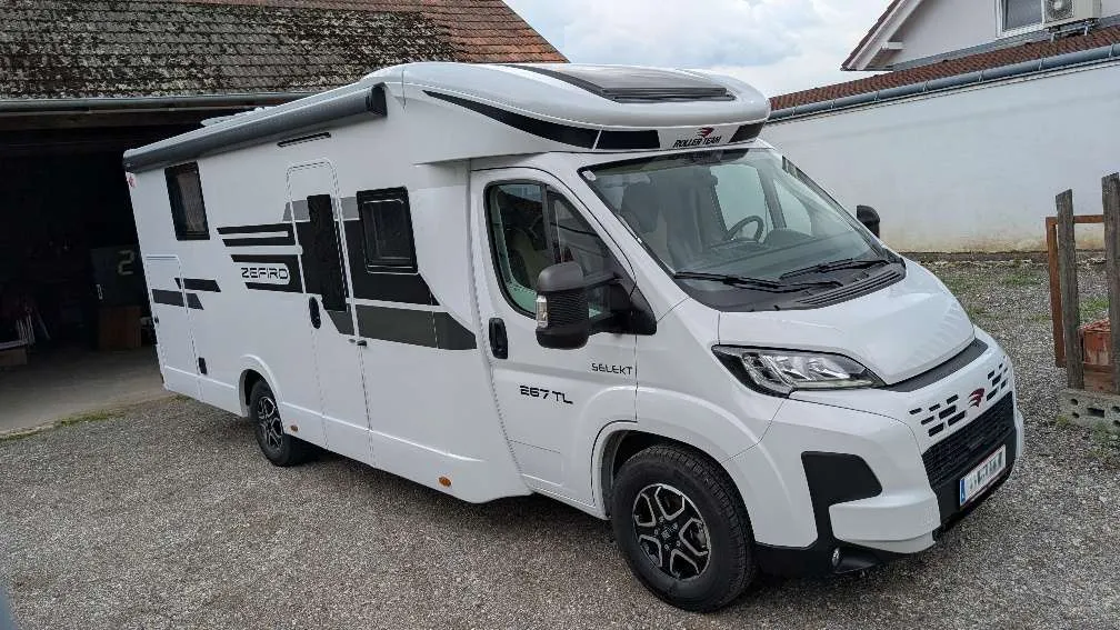Roller Team Zefiro 267TL Automatik auf Fiat