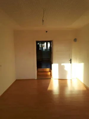 2-Zimmer-Wohnung mieten in Rohrbach – 75 m², € 400 – Bild 4 von 11