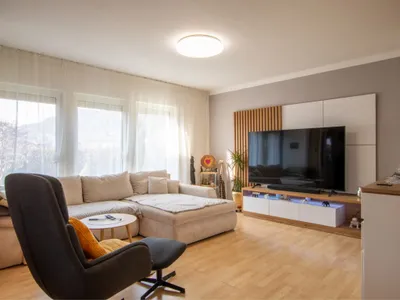 3-Zimmer-Haus kaufen in Sankt Veit an der Glan – 85 m², € 325.000 – Bild 2 von 19