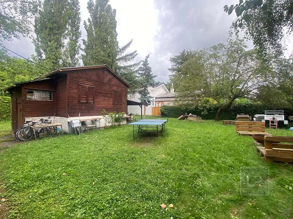 ATTRAKTIVES GRUNDSTÜCK IN IDYLLISCHER LAGE - Widok 3