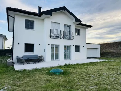 6-Zimmer-Haus kaufen in Wiener Neustadt Land – 220 m², € 695.000 – Bild 2 von 27