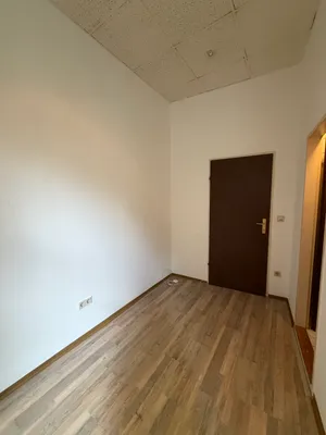 1-Zimmer-Wohnung mit eigener Küche & eigenem Bad - 1070 Wien – Bild 2