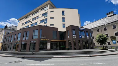 Gewerbeimmobilie mieten in Zell am See – 83 m², € 1.165